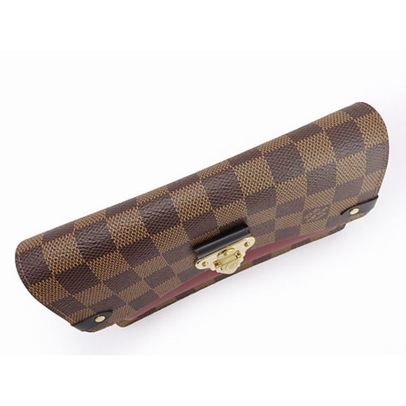 Louis Vuitton Chain Shoulder Clutch Bag - Picture 3 of 7